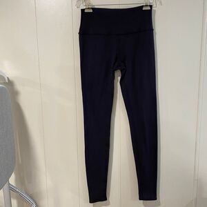 Alo Yoga High-Waist Airbrush Leggings Black Size M | Yoga Pants | Studio to Stre